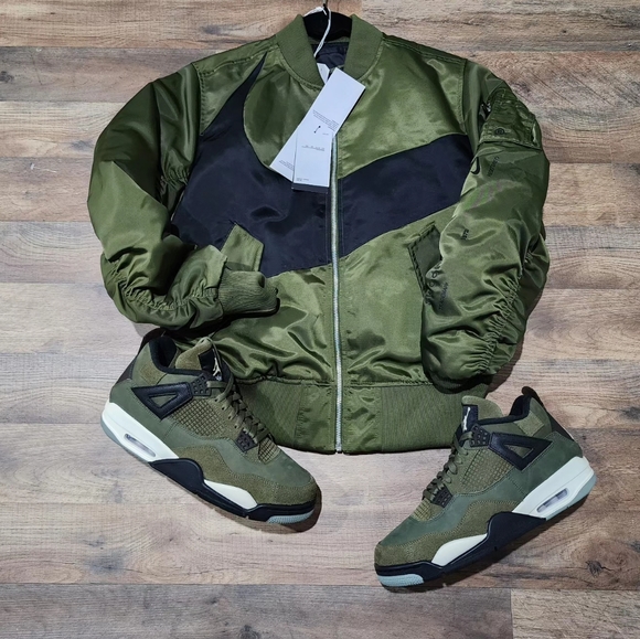 Nike Other - Nike Sportswear Big Swoosh Therma-Fit Revere Bomber Jacket Sz XS & M  DD6055-326